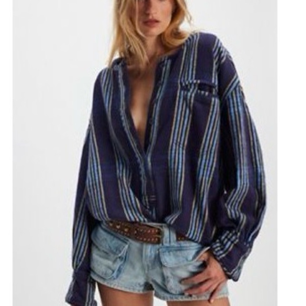 We The Free Navy & Light Blue Striped Button-Down Shirt